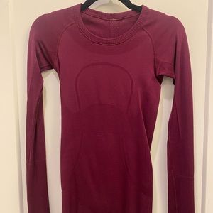 EUC Lululemon Define Long Sleeve Top